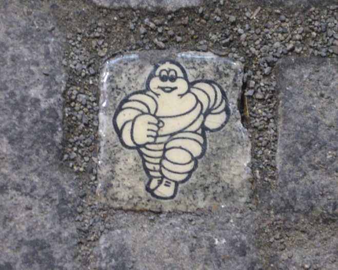 michelin bibendum paris art installation